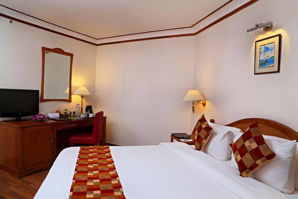 Hotel Gokulam Park à Kochi Chambre photo